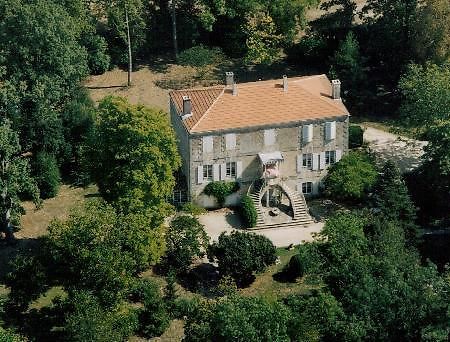 Bed and Breakfast Manoir Angle Blanzay-sur-Boutonne Exterior foto