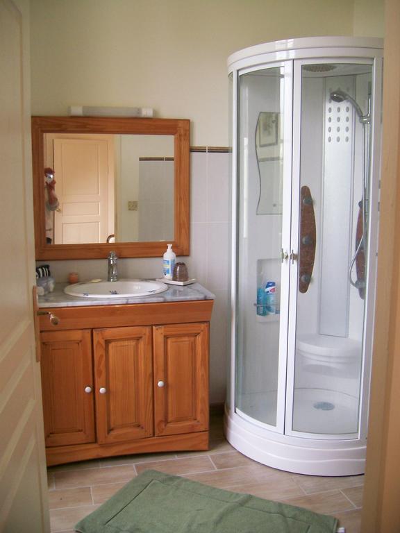 Bed and Breakfast Manoir Angle Blanzay-sur-Boutonne Zimmer foto